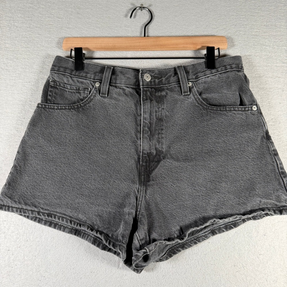 Levi Strauss High Waisted Mom Shorts 31 Washed Black‎ Denim A1965-0000 Womens